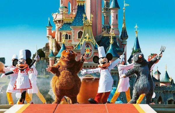 Paryż Disneyland Dziń Dziecka