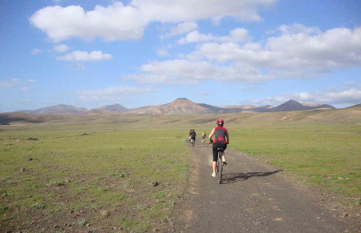 LANZAROTE i FUERTEVENTURA na rowerze