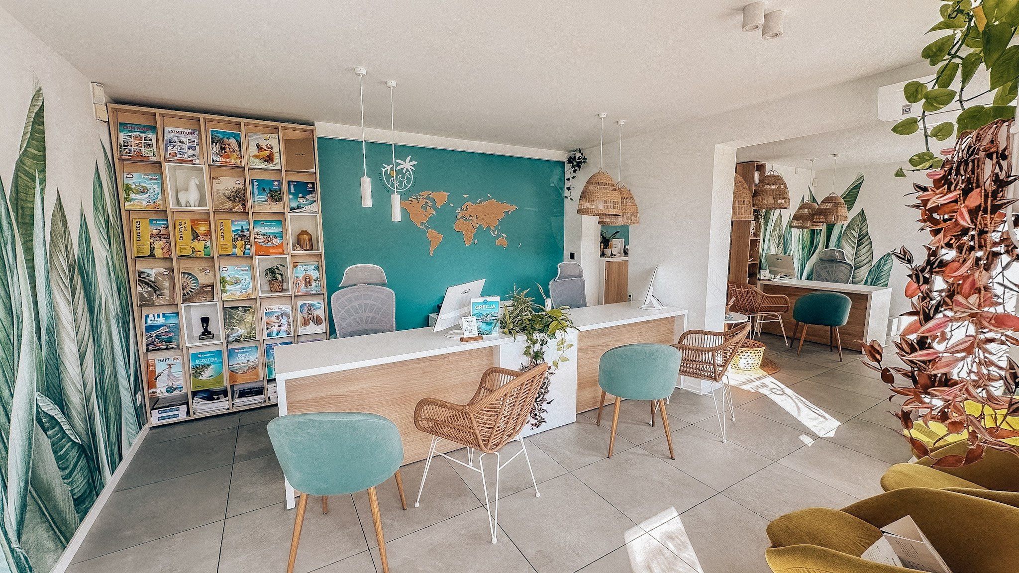 Biuro Podróży PIAST TOUR