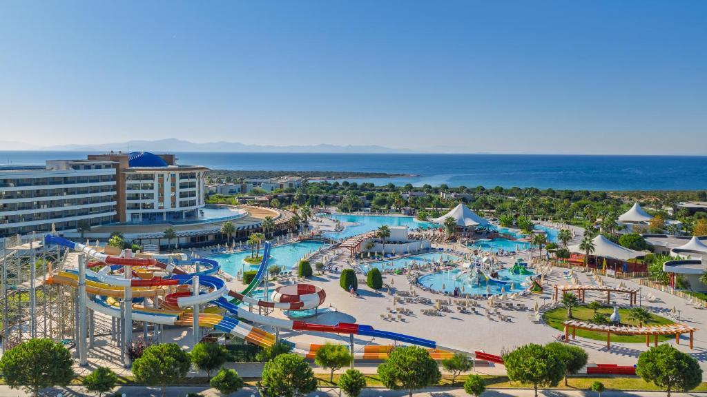 Aquasis Deluxe Resort & Spa